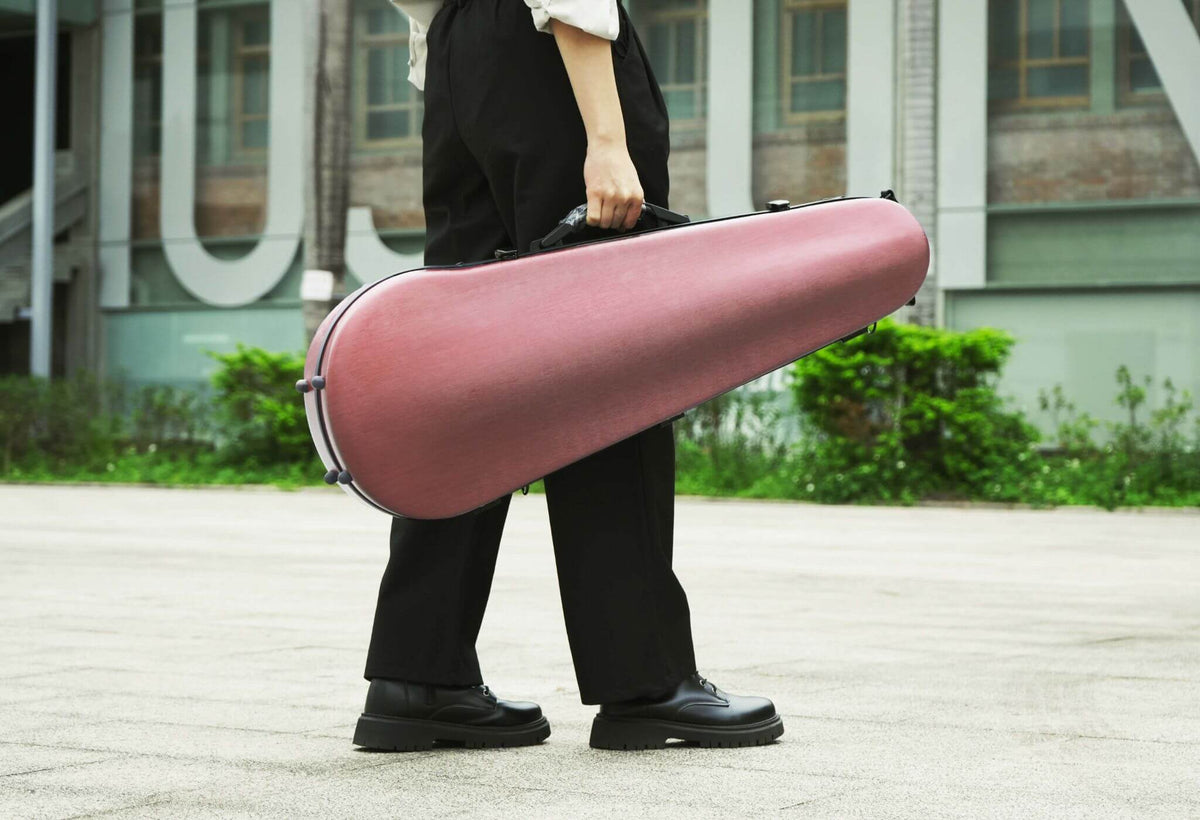 Molto Neo wide shaped violin case in rose gold